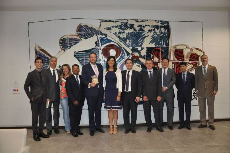 Presidente e secretária-geral da OAB-PR receberam o diagnóstico dos procuradores - Foto: Divulgação