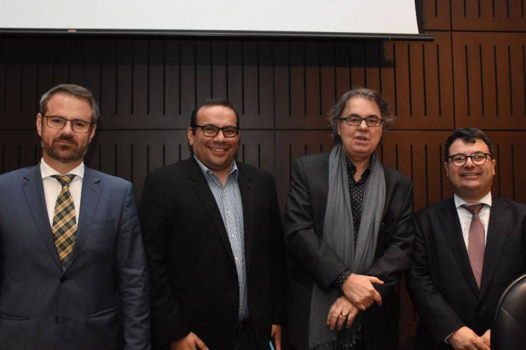 Participantes do quinto painel do congresso: Flávio Pansieri, Phillip França, Lenio Strek e Daniel Mitidiero - Bebel Ritzmann