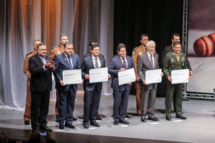 Todos os expoentes da Justiça homenageados - Foto: Divulgação